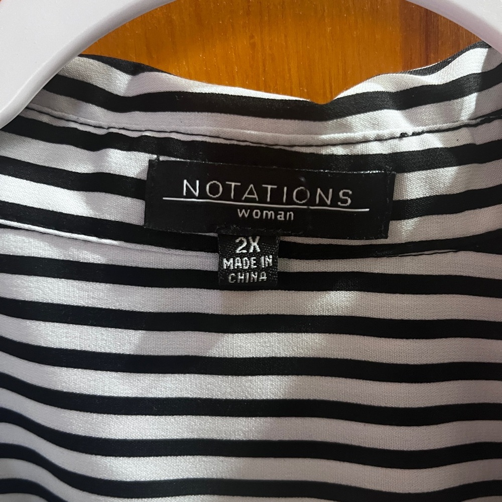 Black and White striped button up blouse 2X - Picture 3 of 3